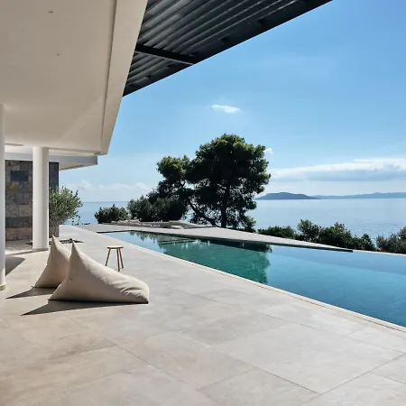 Dikoarch Villa